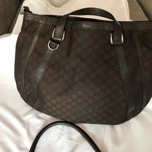 Authentic GUCCI Brown handbag with Removable strap